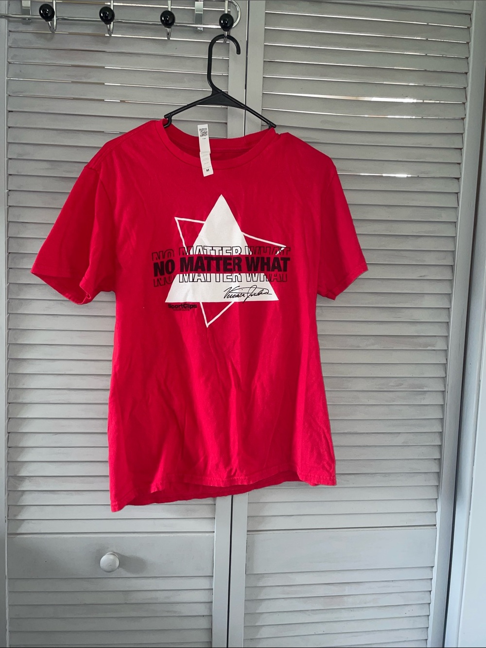 Sportclips Red Graphic Tee with White Star and Black Text